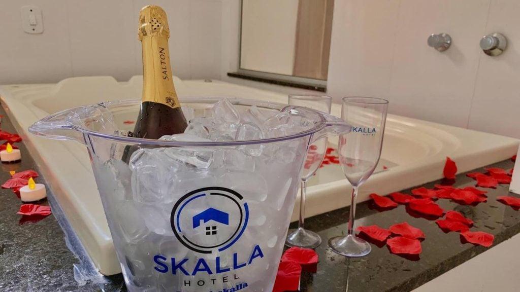 Hotel Skalla - Melhor Custo Beneficio テイシェイラ・デ・フレイタス エクステリア 写真